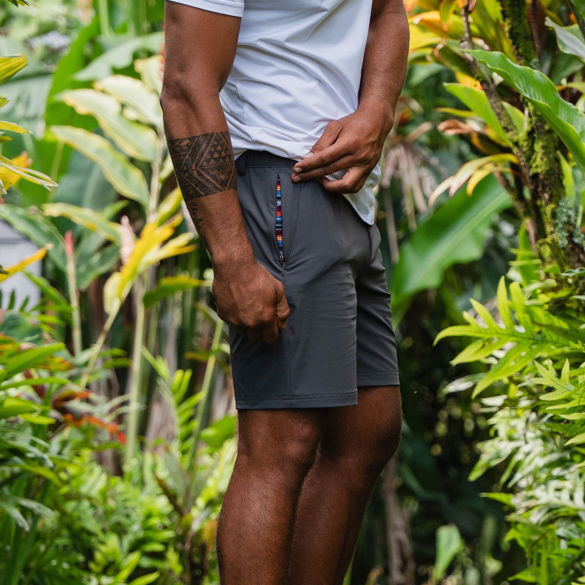 Range Short (Hybrid) - Charcoal – Wowie